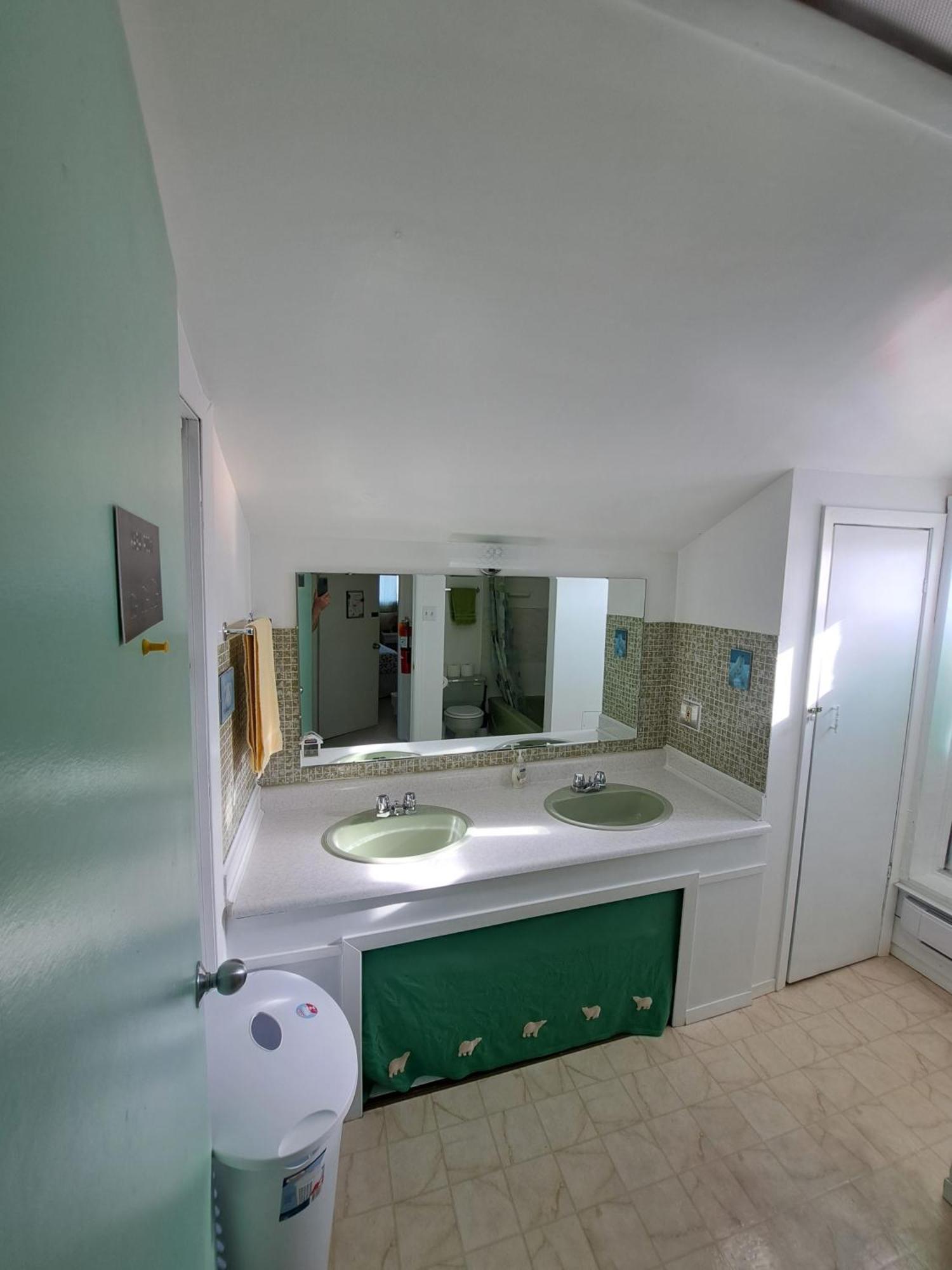 Polar Bear Bed And Breakfast Churchill Exterior foto